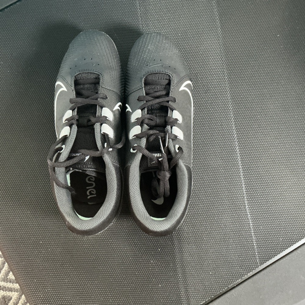 Womens Nike Renew Hyperdiamond 4 Pro Metal Softball Cleats Size 8.5 CZ5920-010 - Picture 7 of 7